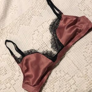 Victoria’s Secret Silk Eyelash Bralette 🥰
